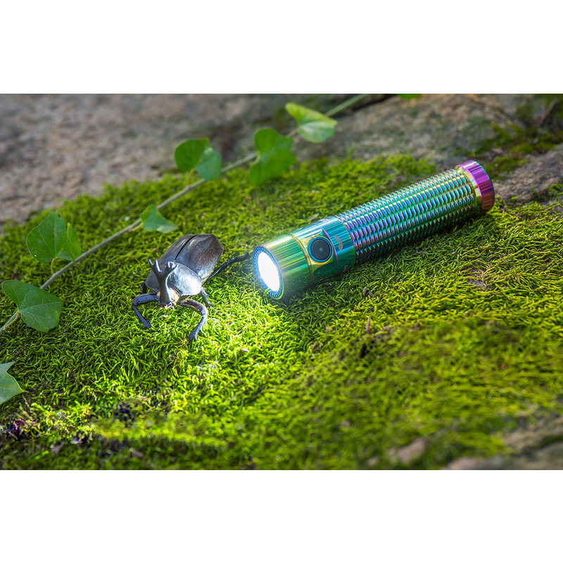 LED baterka Olight Warrior Mini 1500 lm - Spring 2 Limitovaná edícia 3