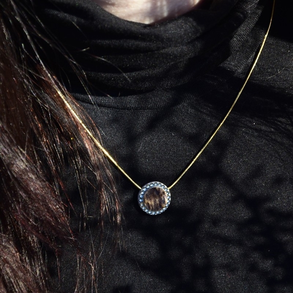Set poľovníckych šperkov z parožia TETRAO v zlatej farbe - náhrdelník + náušnice krúžok 5