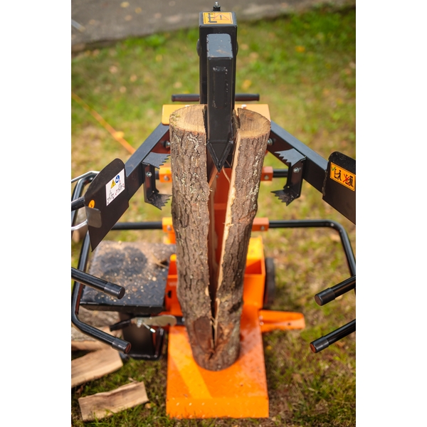 Vertikálna štiepačka dreva VILLAGER VLS 8T-107 32