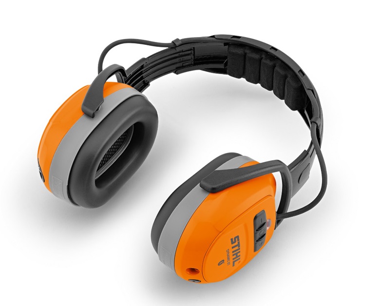 Mušľové tlmiče na ochranu sluchu STIHL Dynamic BT (Bluetooth)  
